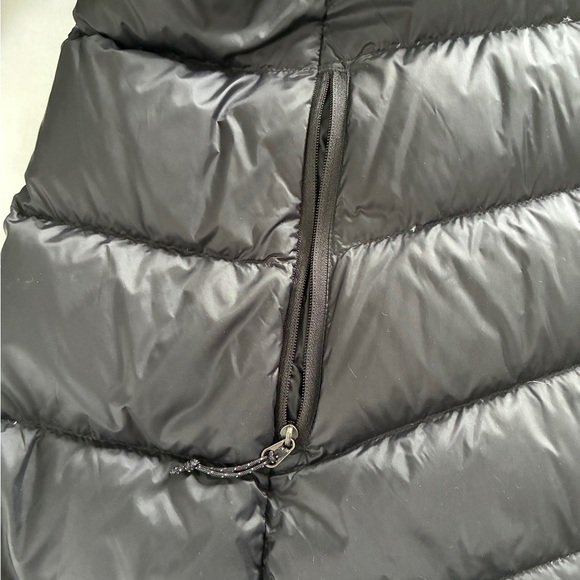 Women’s Chevron Hooded Down Parka - Picture 3 of 7